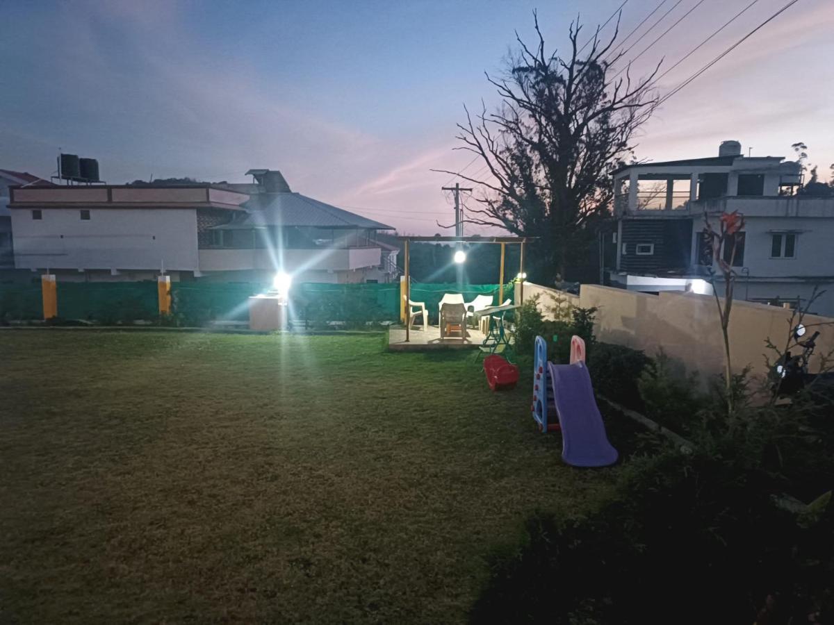 ウーティ Rose Garden Enclave For Families & Executives Bed & Breakfast エクステリア 写真