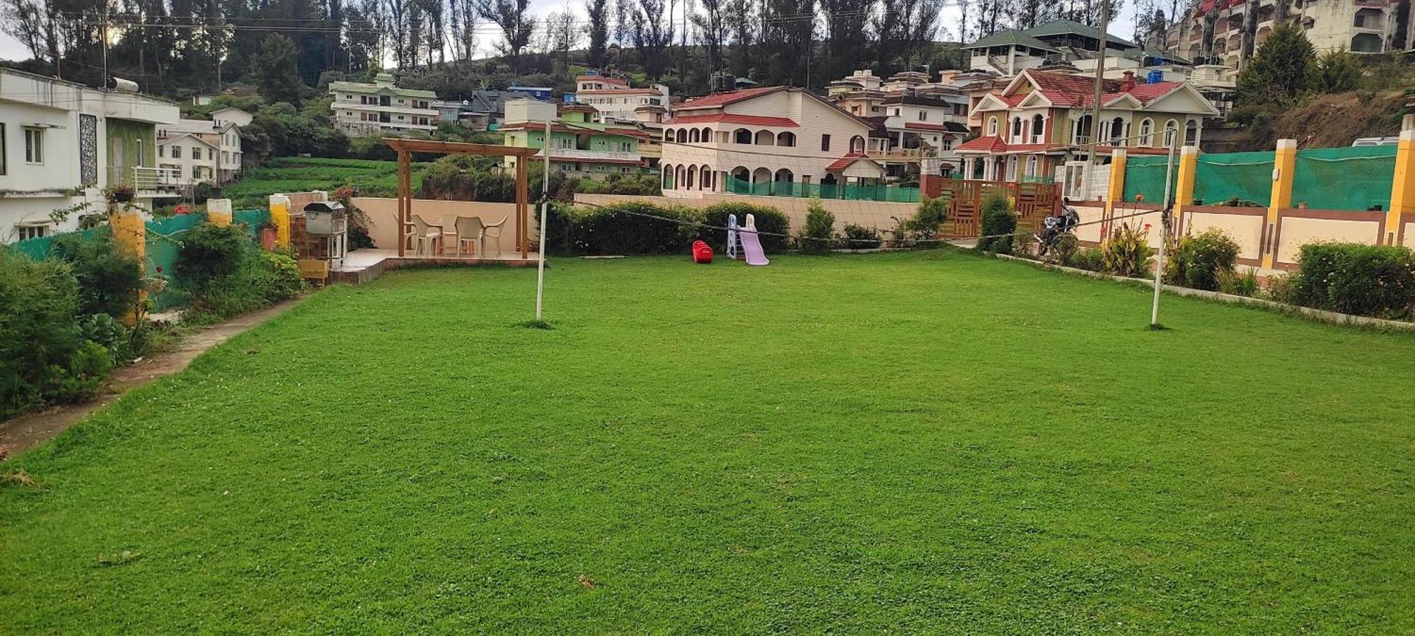 ウーティ Rose Garden Enclave For Families & Executives Bed & Breakfast エクステリア 写真
